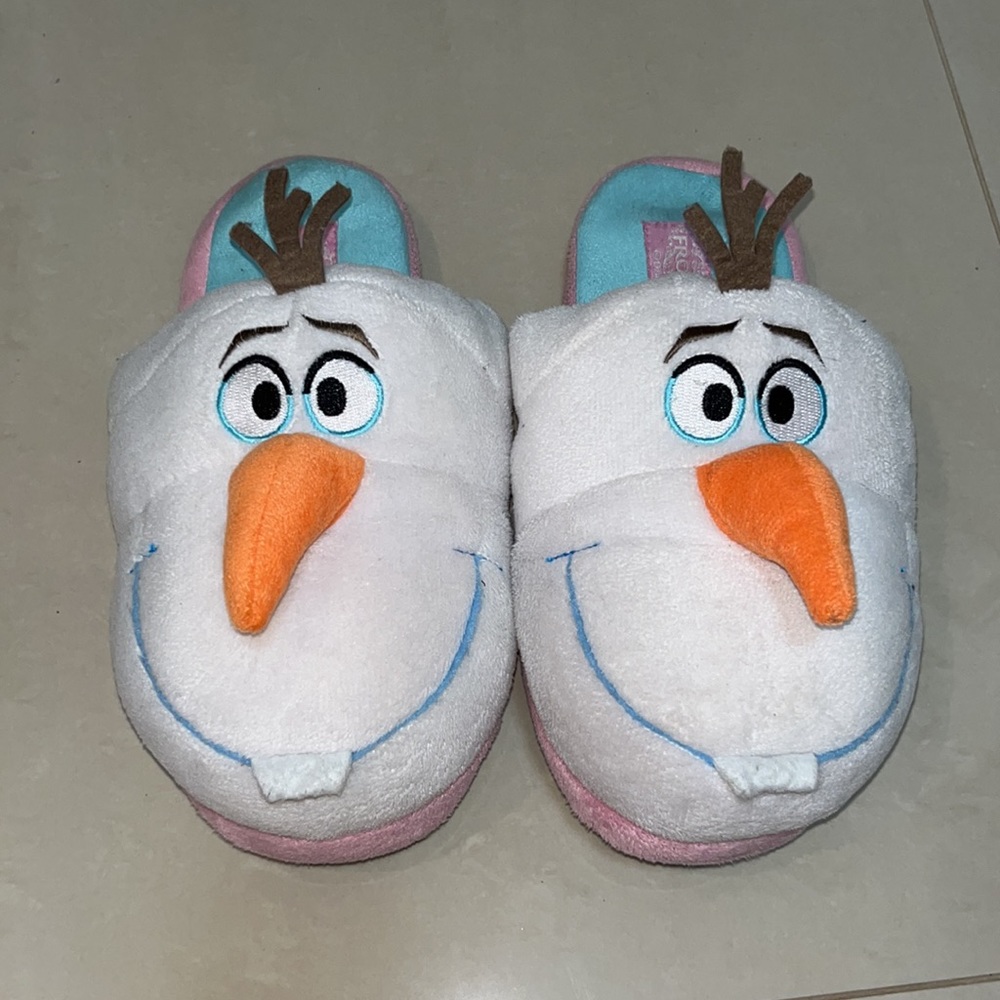 Olaf slippers